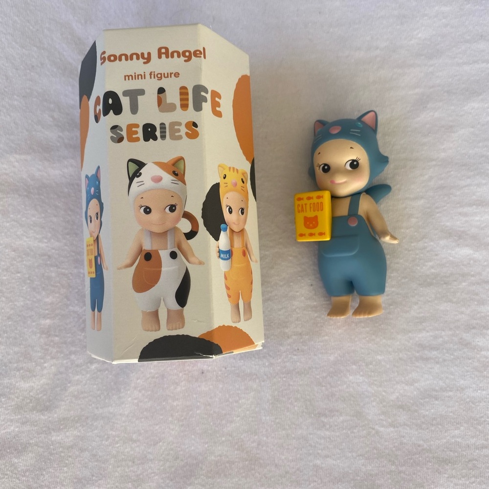 Sonny Angel Cat Life Series Mini Figure - Blue